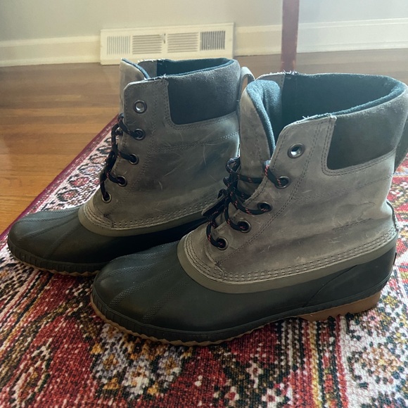 Sorel boots- men’s size 12 - Picture 2 of 5